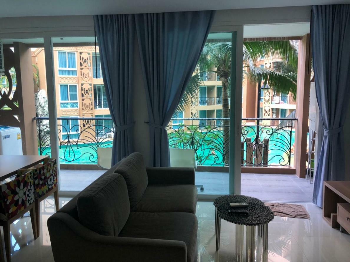 Atlantis Condo Resort Jomtien Exteriör bild