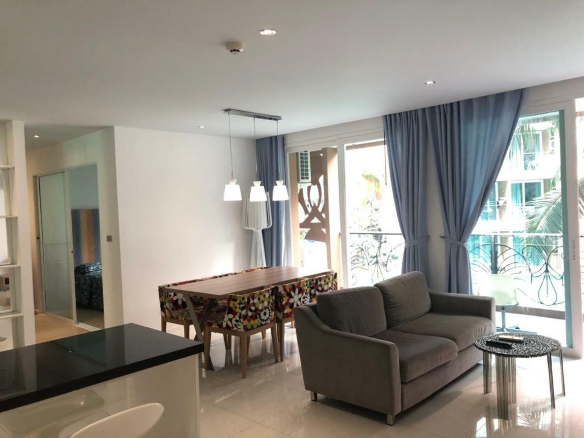 Atlantis Condo Resort Jomtien Exteriör bild