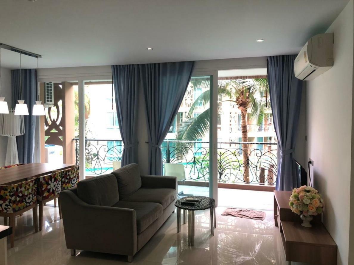 Atlantis Condo Resort Jomtien Exteriör bild
