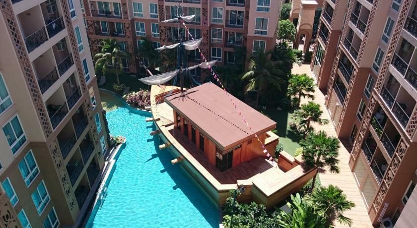 Atlantis Condo Resort Jomtien Exteriör bild