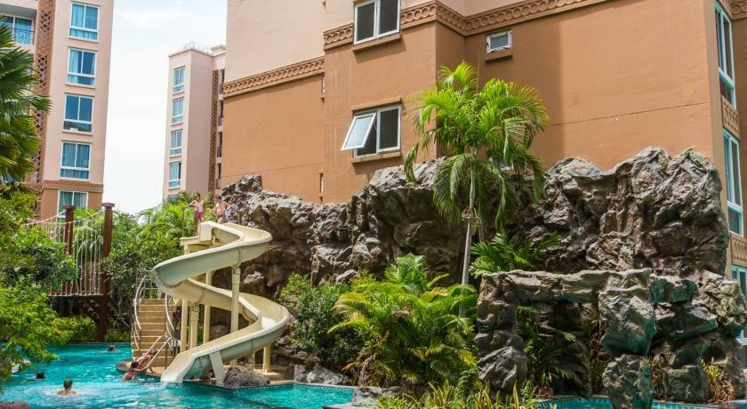 Atlantis Condo Resort Jomtien Exteriör bild