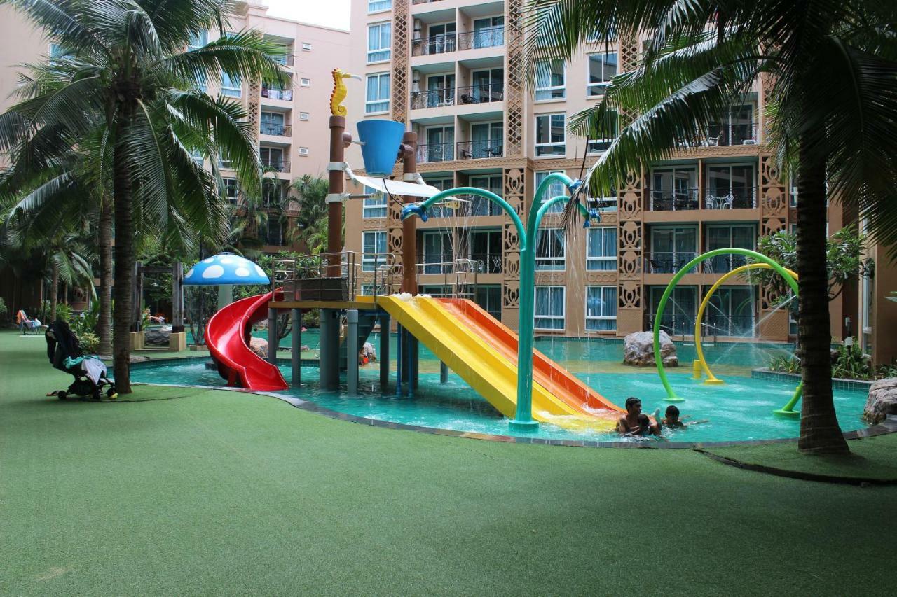 Atlantis Condo Resort Jomtien Exteriör bild