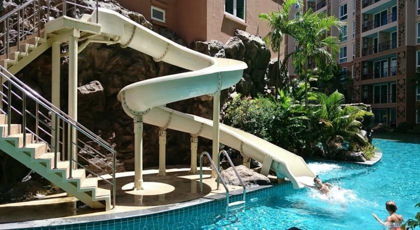 Atlantis Condo Resort Jomtien Exteriör bild