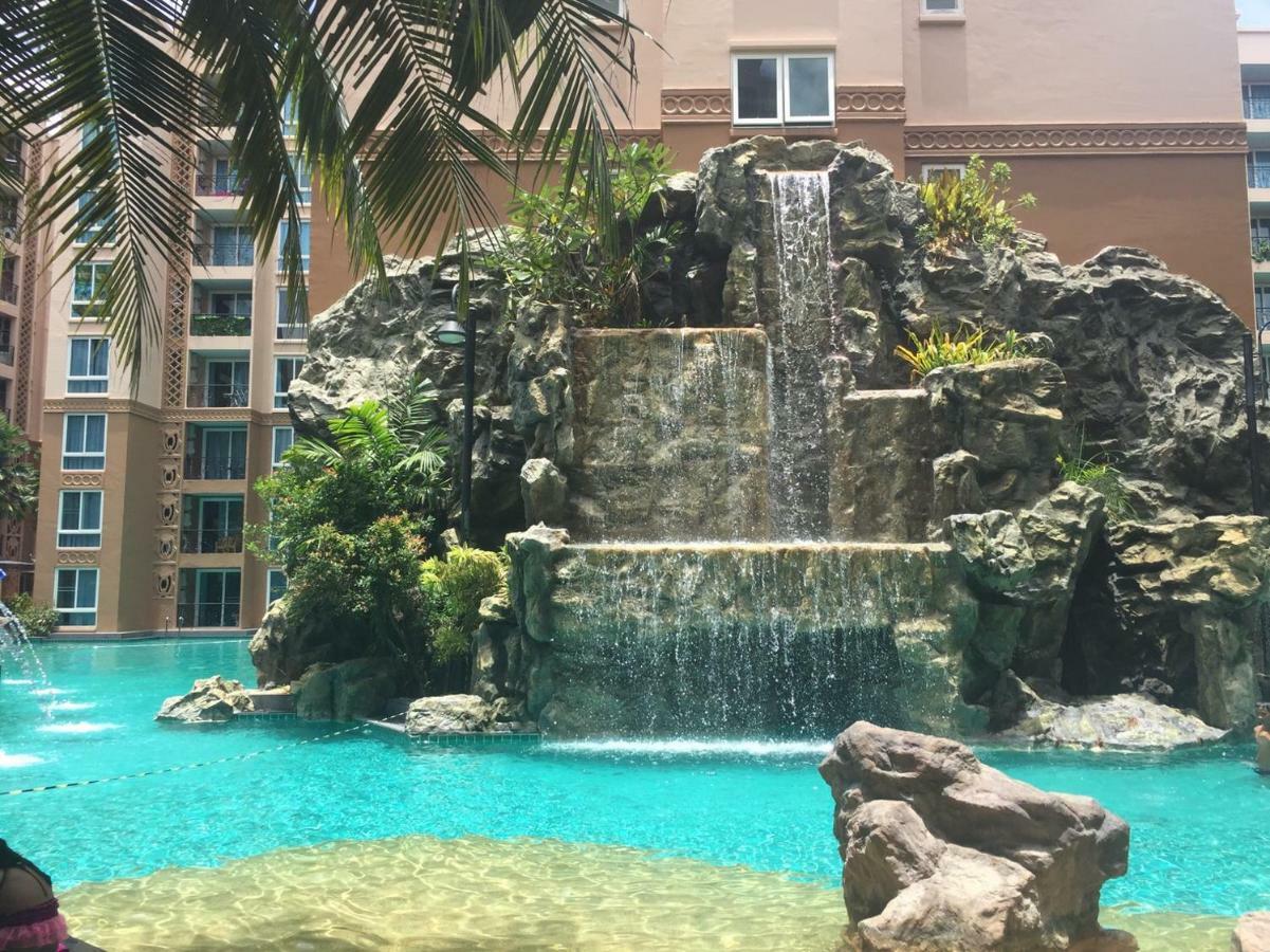Atlantis Condo Resort Jomtien Exteriör bild