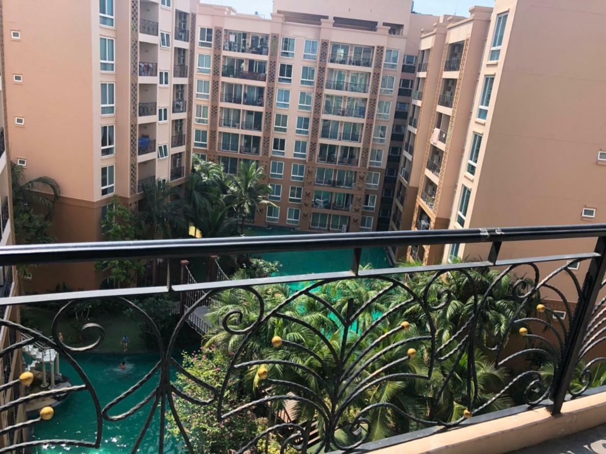Atlantis Condo Resort Jomtien Exteriör bild
